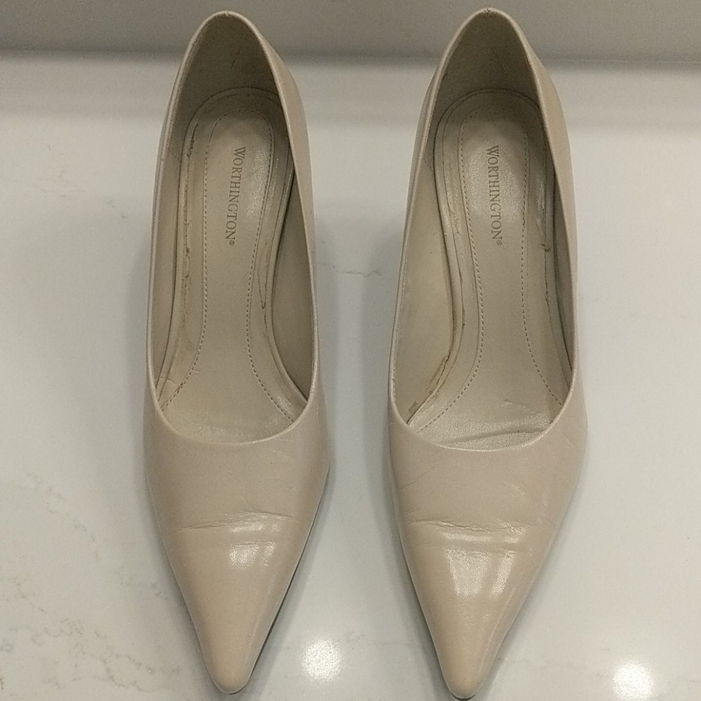 Back to Basics Nude Pump